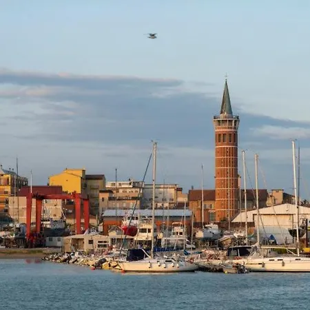 Paris Central, Wifi, Climate Civitanova Marche